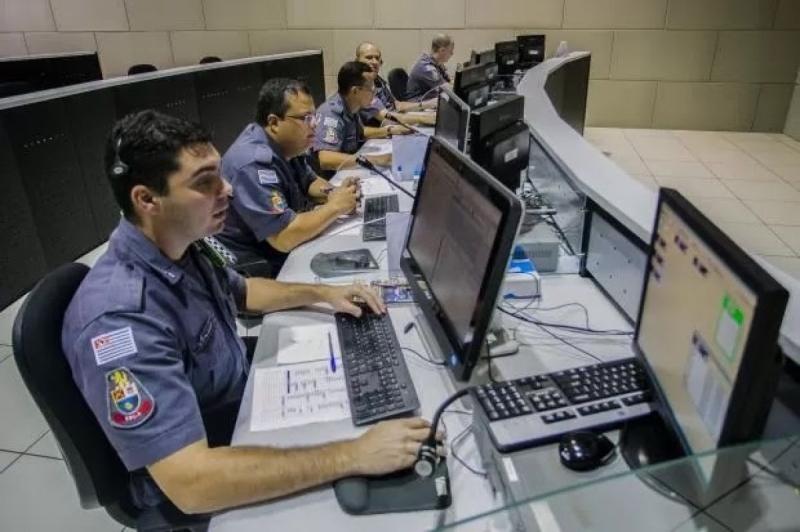 Entenda como funciona o 190 da Polícia Militar de SP