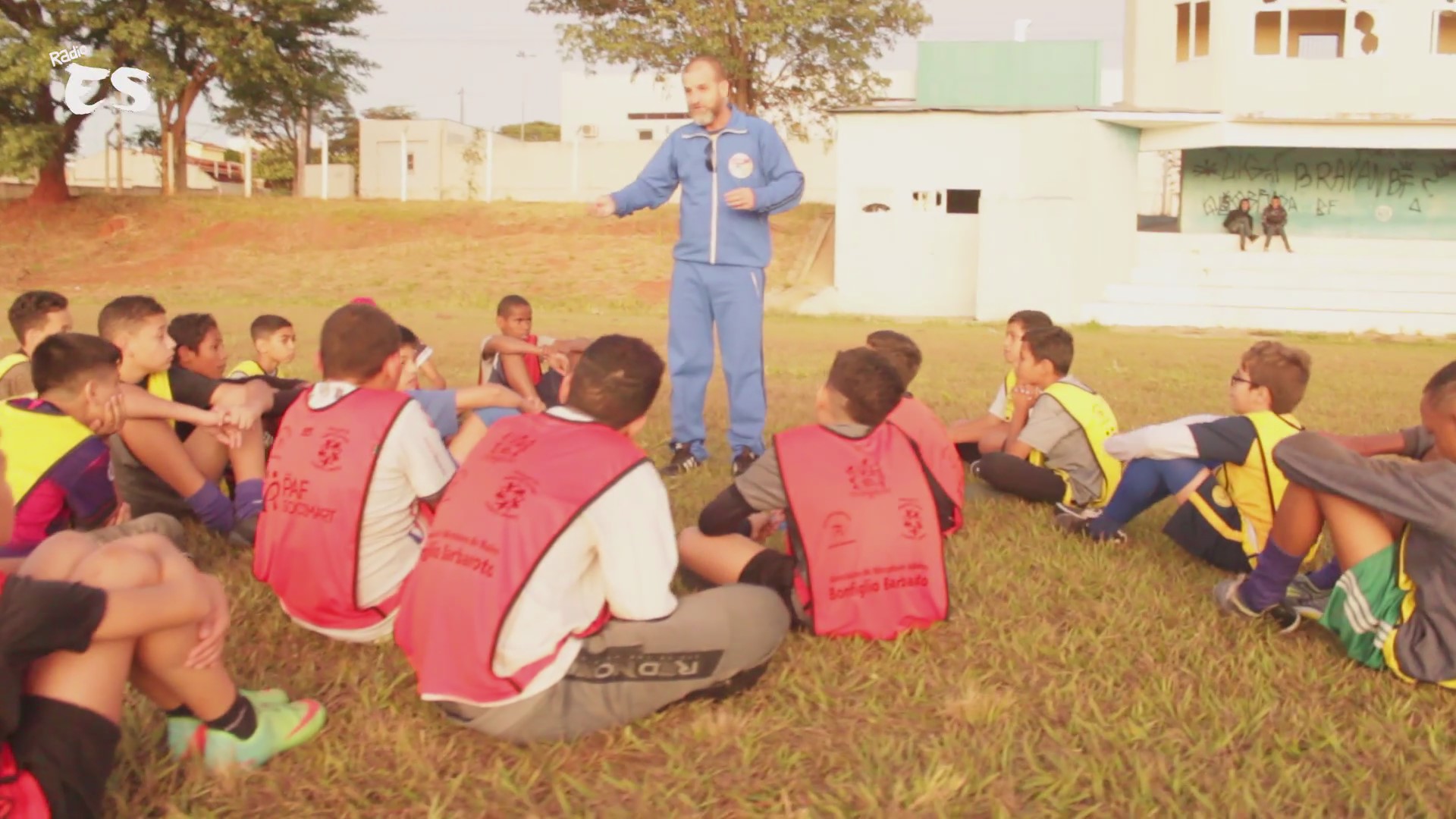 Projeto leva prática de esporte e conhecimento de cidadania para jovens e adolecentes de Andradina