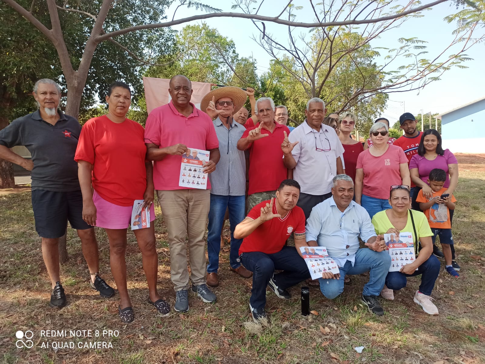 Manoel Messias inicia campanha à prefeito com caminhada pelo bairro São João