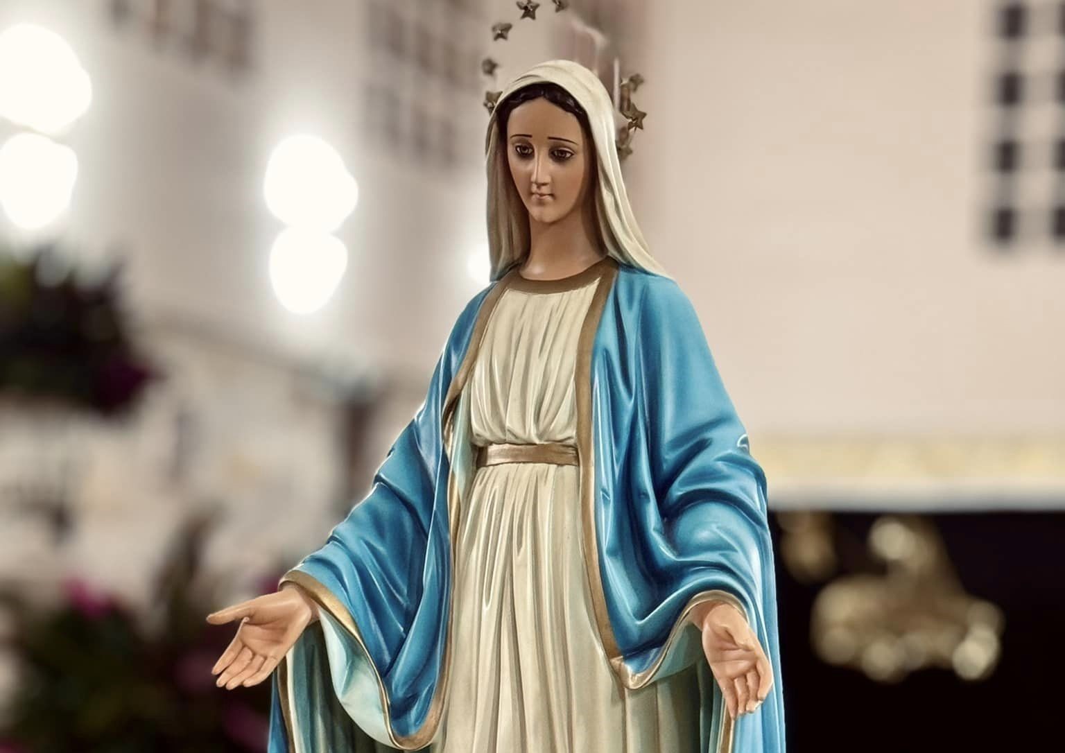 Paróquia Nossa Senhora das Graças realizará missa em honra a Padroeira hoje