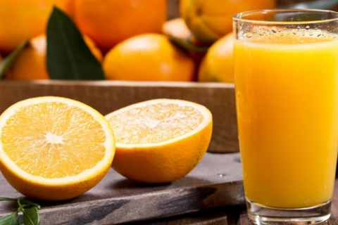 Suco de laranja: Brasil mantém embarques, mas receita cai US$ 1 bilhão