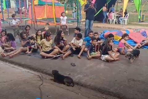 PLANALTO: Crianças participam de oficina de jornalismo no evento ALI TEM ARTE