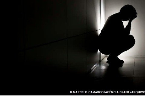 Uma em cada 4 pessoas já pensou em suicídio, alerta pesquisa