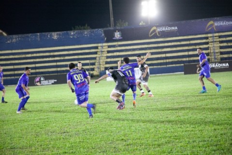 Brazuca’s FC e Quinta Categoria empatam na estreia do Amador 2026