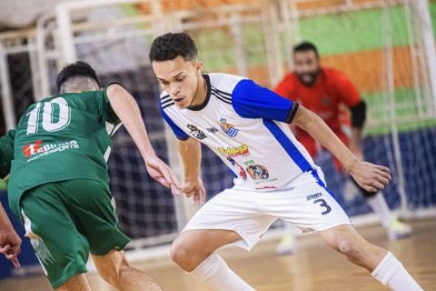 Vai na Fé/Atlético Beira Rio goleia na estreia do Futsal dos Craques