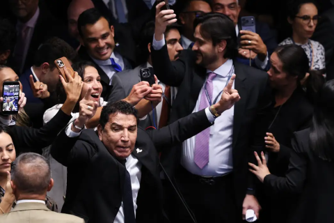 Senado rejeita indicação de Messias para o STF