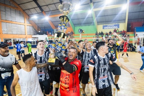Juventude Do Carmo Barbearia conquista primeiro título de sua história no Futsal de Férias