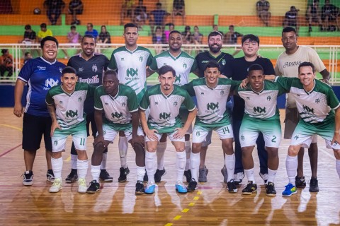Frutalis mostra força e goleia na estreia do Futsal dos Craques