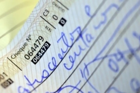 Cheque representa 0,5% das operações financeiras de pagamento no país