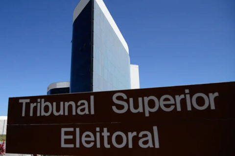 TSE marca julgamento de registros dos candidatos à Presidência