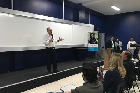Palestra sobre desenvolvimento regional trouxe novas ideias para empreendedores de Andradina e região